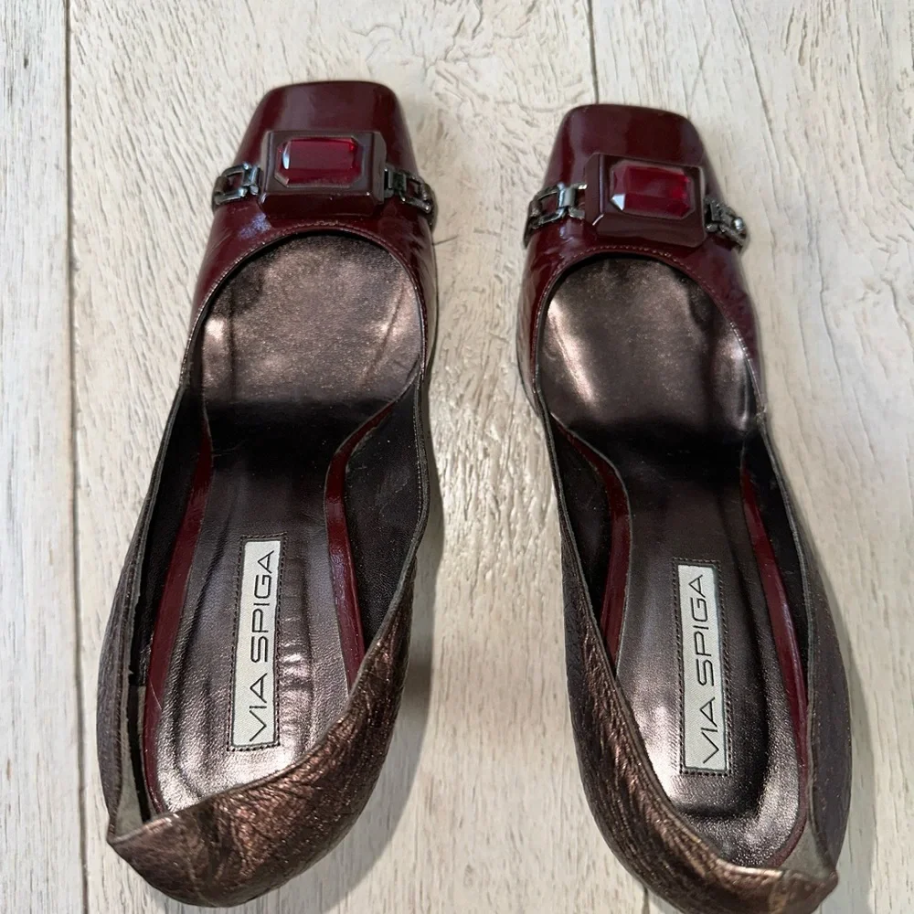 Via Spiga Red Heels Elegant Design